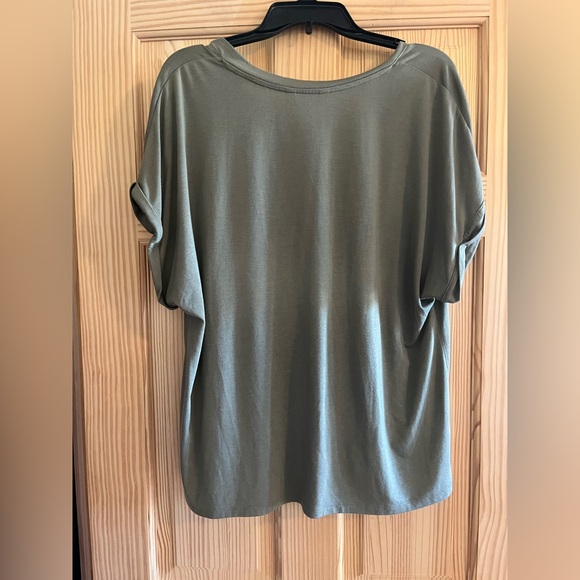 Women’s Tommy‎ Bahamas Olive Green Top Size Large - Picture 2 of 7